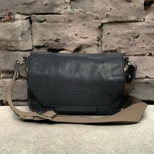 LIEBESKIND Mihara Vintage Crossbody Bag in Black